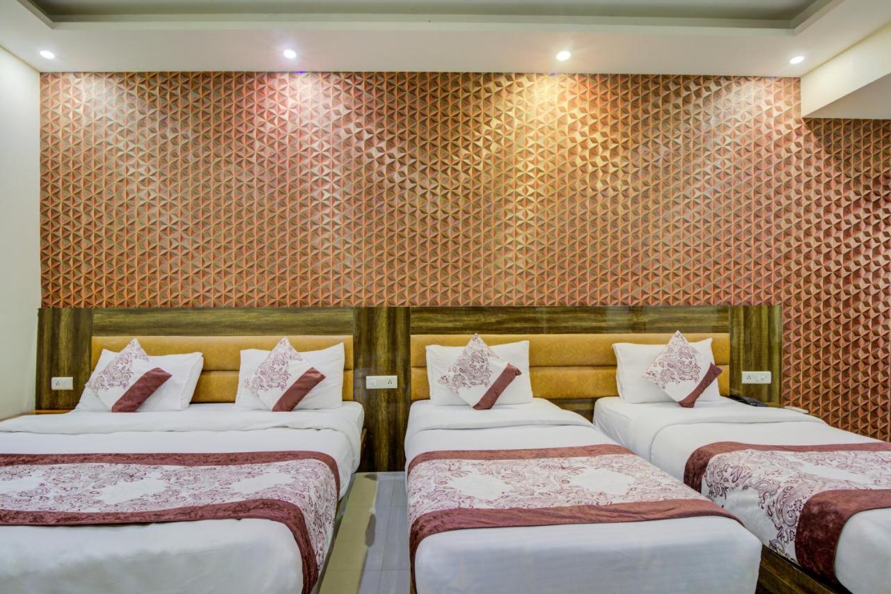 Hotel Smart Plaza Delhi Airport Νέο Δελχί Εξωτερικό φωτογραφία